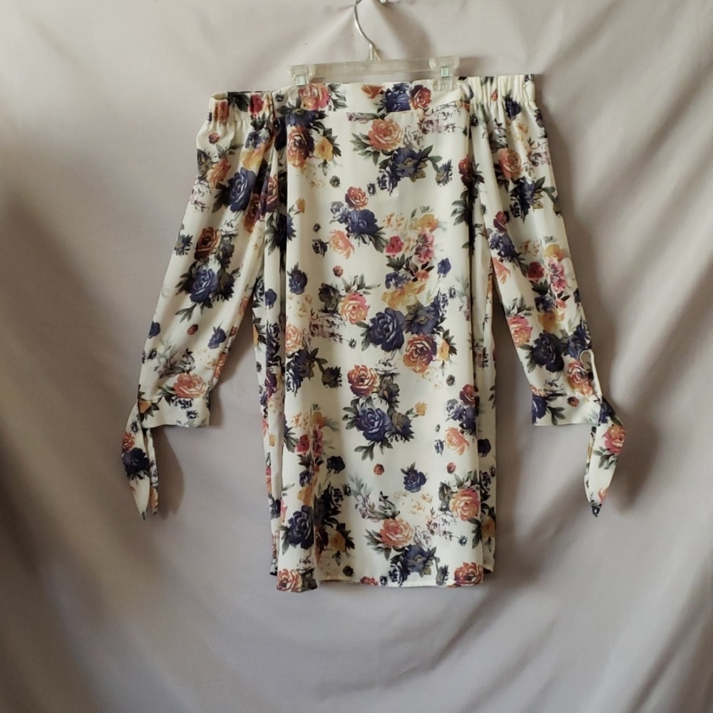 New Floral Open Shoulder Mini Dress